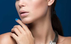 大别山现绿太阳鱼